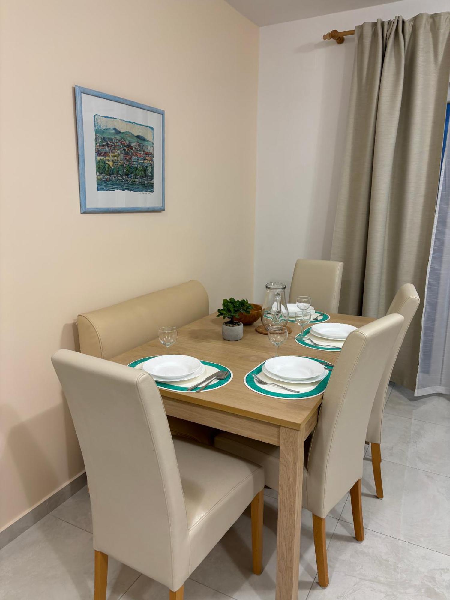 Family Apartments Vesna- 100 M Beach -Center Crikvenica Exterior foto